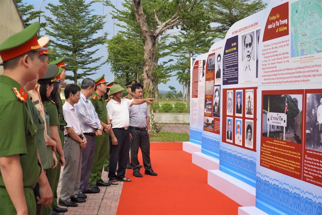 Triển lãm về chân dung, cuộc đời đồng chí Lý Tự Trọng