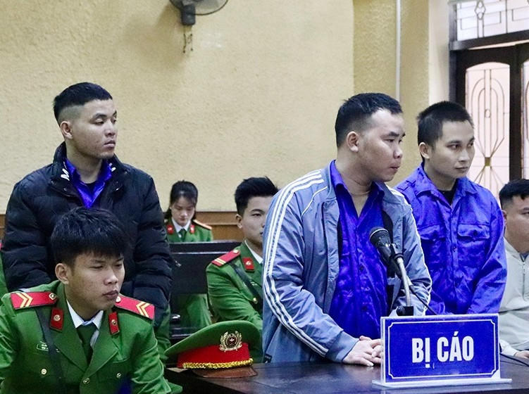 3 bị cáo lĩnh án tử vì vận chuyển gần 121 kg ma túy