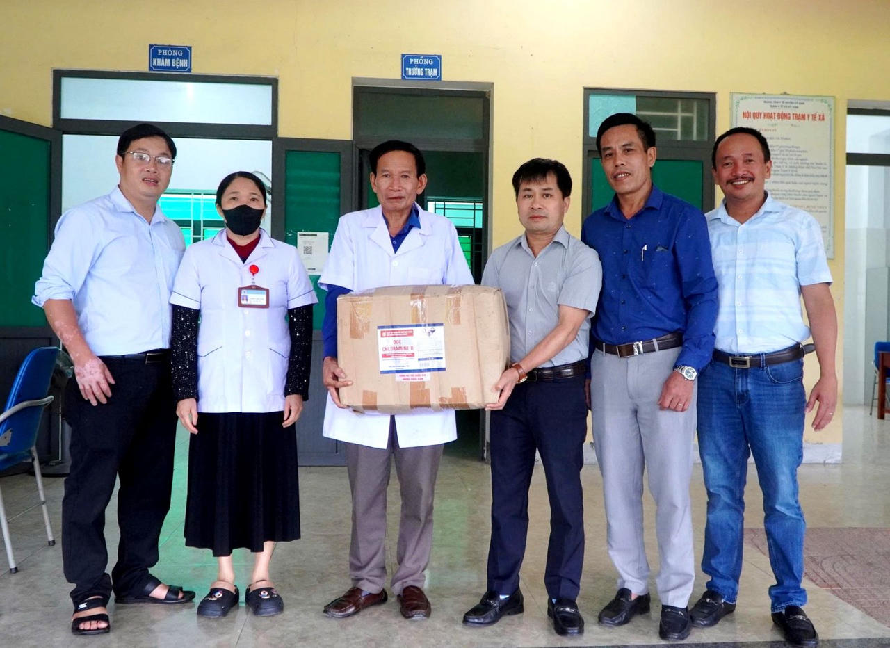 Hà Tĩnh: Cấp bách vệ sinh môi trường, xử lý nước phòng, chống dịch bệnh sau lũ