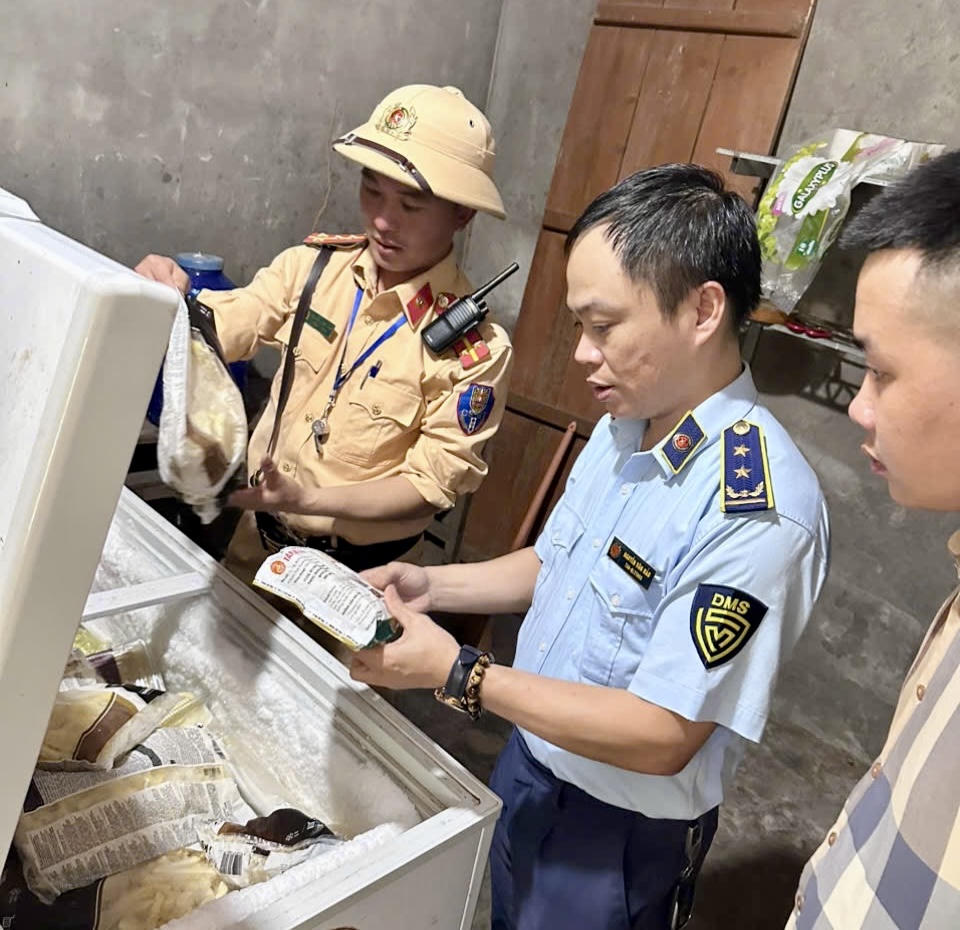 Hà Tĩnh mạnh tay xử lý hàng hóa không rõ nguồn gốc vận chuyển đi tiêu thụ