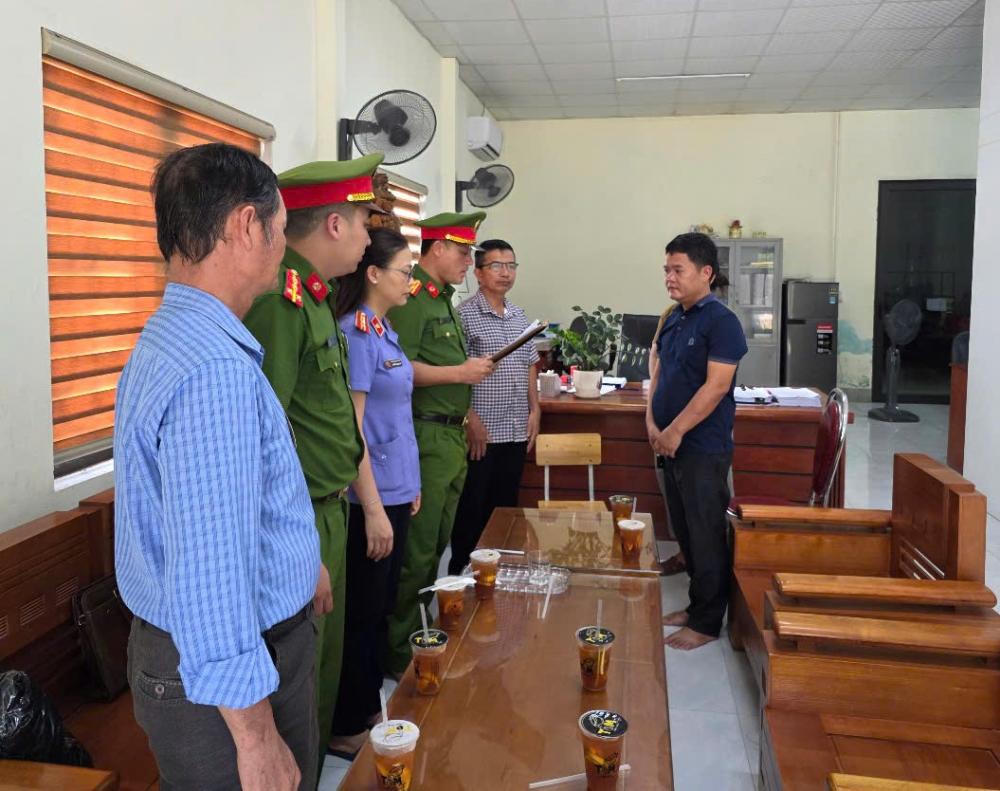 3 đối tượng bị khởi tố mua bán hóa đơn, thu lợi bất chính hơn 5 tỷ đồng