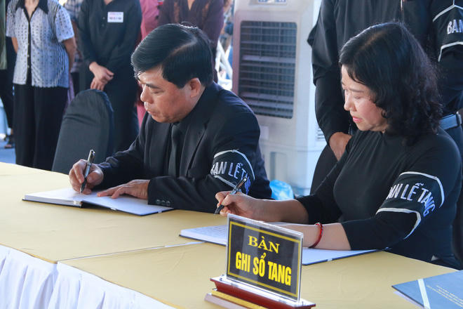 Hình ảnh Lễ viếng Chủ tịch nước Trần Đại Quang tại quê nhà