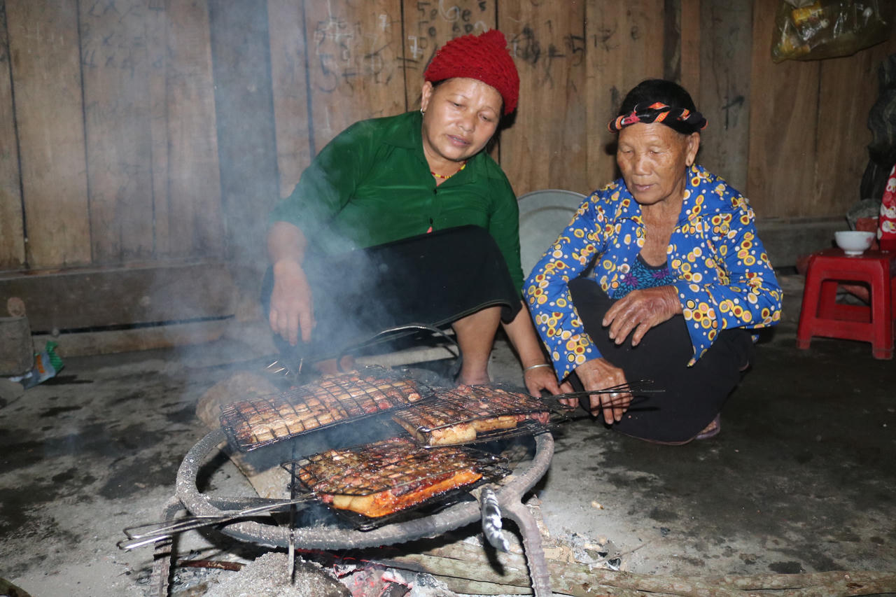 Độc đáo tết sớm của người Pà Thẻn