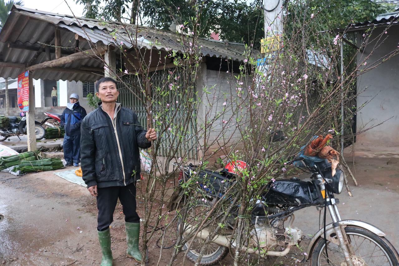 Rực rỡ phiên chợ cuối năm vùng cao Hà Giang 