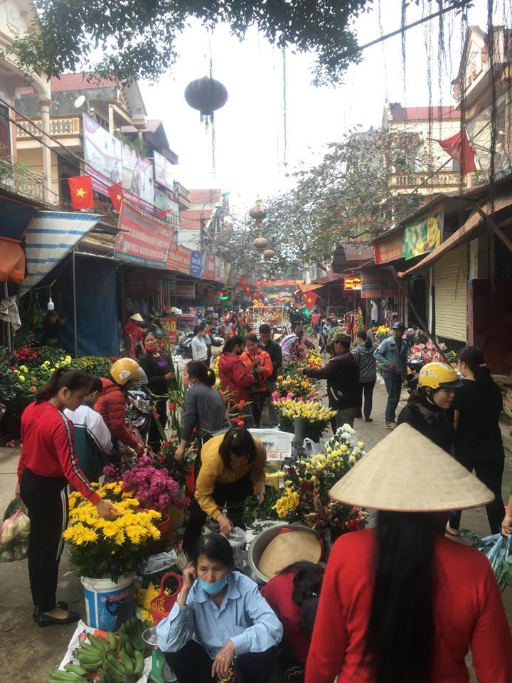 Náo nhiệt chợ quê 30 Tết 