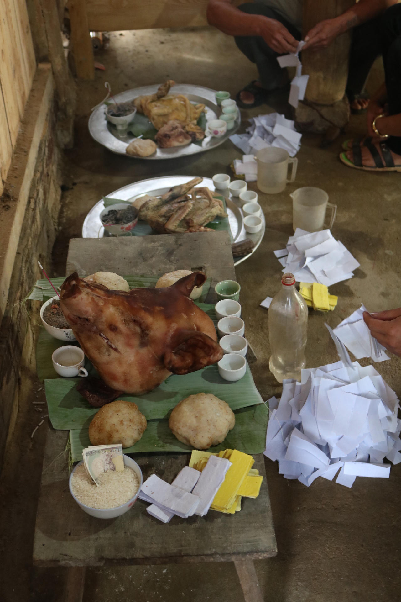 'Mục sở thị' Tết đậm đặc bản sắc của người Dao quần chẹt