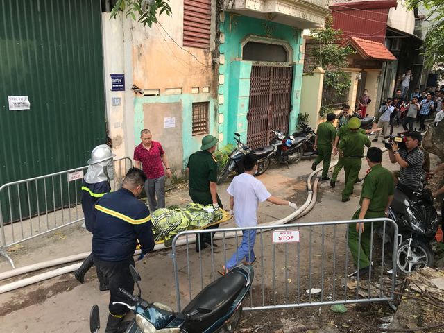 Xót xa cảnh 3 mẹ con ôm nhau chết trong đám cháy ở Trung Văn, Hà Nội