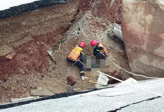 Xuất hiện 'hố tử thần' trong bão số 2 khiến 2 người chết, 3 người bị thương