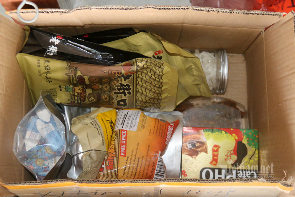 Cuộc gọi lúc 2h sáng làm ‘chao đảo’ gia đình có 9 người phải đi cách ly