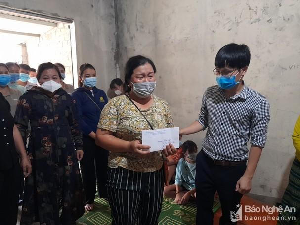 Rơi 10m xuống tầng hầm, bé gái 6 tuổi tử vong 