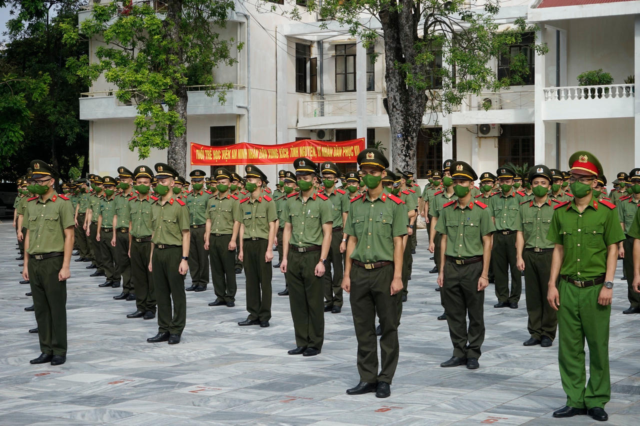 Gần 1.000 học viên Công an lên đường chi viện các tỉnh phía Nam chống dịch