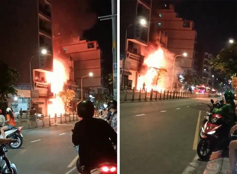 Cháy 2 căn nhà sau tiếng nổ lớn khiến 5 người thương vong