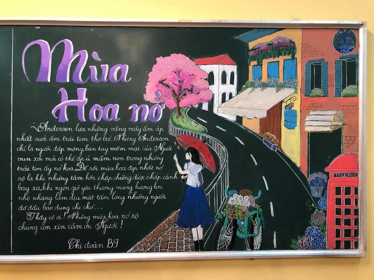 Những 'siêu phẩm' báo tường 20/11 thực hiện trên bảng đen khiến ai nấy trầm trồ - Ảnh 1.