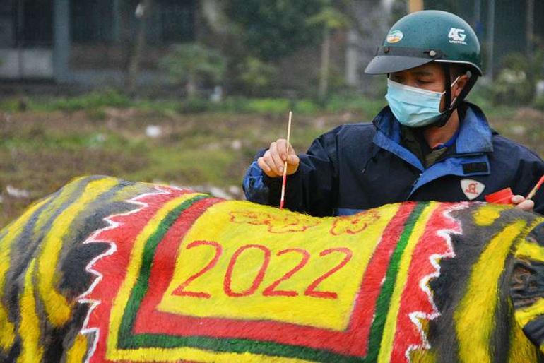 Độc đáo 'trâu hóa hổ' ngày lễ Tịch điền năm Nhâm Dần