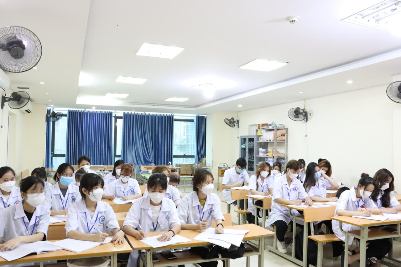 Trường Cao đẳng Y Dược Hà Nội tăng cường quản lý đào tạo vì chất lượng nhân lực y tế thời hội nhập