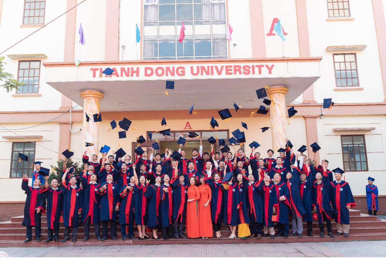 Hàng trăm cơ hội việc làm chờ đón sinh viên trường Đại học Thành Đông 