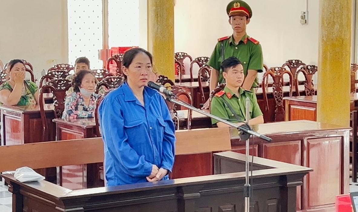 Vợ đâm chồng tử vong lãnh án 12 năm tù