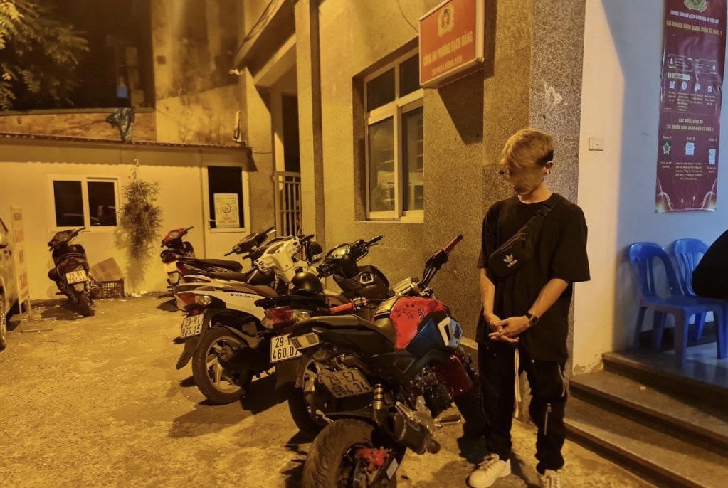 Cảnh sát 141 Hà Nội hóa trang xử lý hàng loạt "quái xế" dịp nghỉ lễ 2/9 