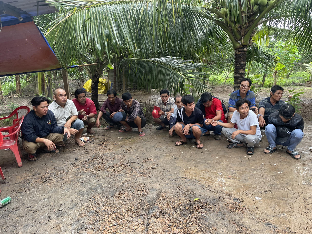 Bắt quả tang 13 đối tượng tham gia "đá gà" qua mạng internet