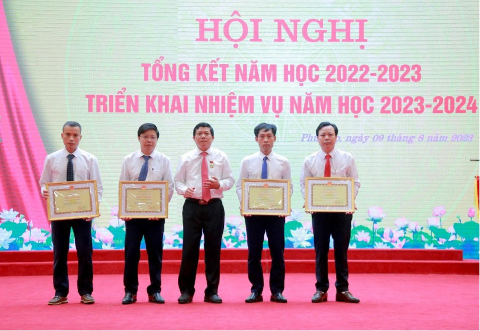 Sở GD&ĐT tỉnh Phú Thọ tiếp tục phát triển toàn diện và bền vững