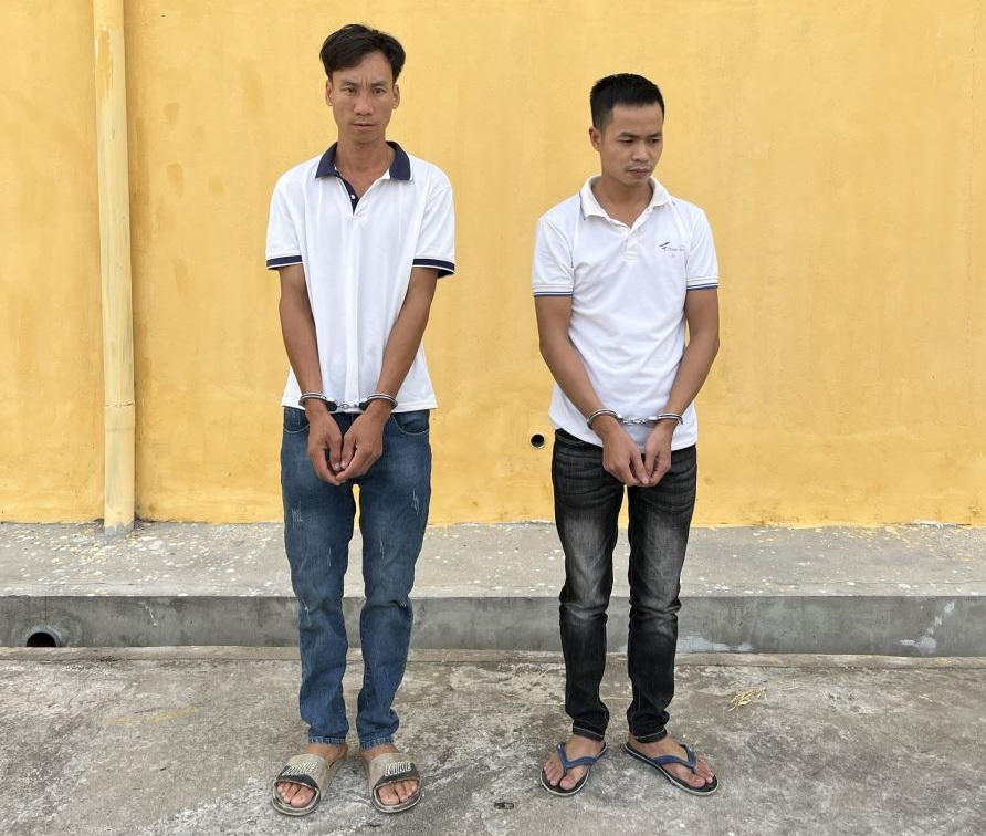 Bắt 2 đối tượng trộm tiền, vàng của hàng xóm tại Hưng Yên