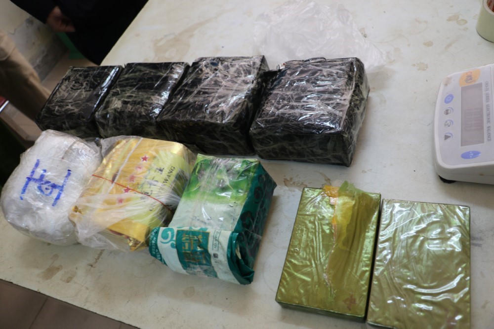 Triệt xóa đường dây ma túy xuyên quốc gia, thu giữ hơn 10kg ma túy 