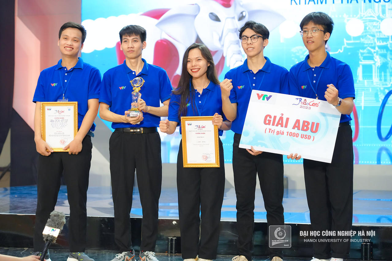 Đại học Công nghiệp Hà Nội dự kiến một số điểm mới trong tuyển sinh đại học chính quy năm 2024