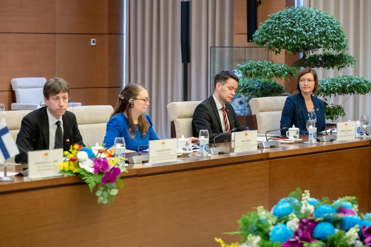 Chủ tịch Quốc hội Vương Đình Huệ đón, hội đàm với Chủ tịch Quốc hội Phần Lan Jussi Halla-aho