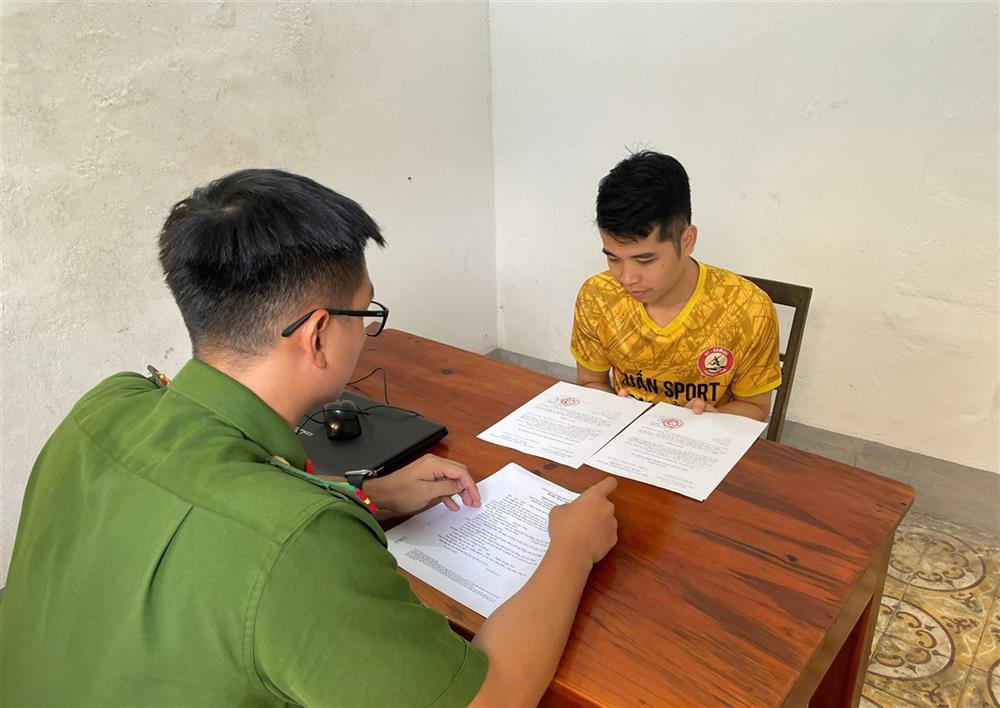 Khởi tố 2 đối tượng đánh bạc đặt cược hơn 3 tỷ đồng qua kênh 'KUBET'