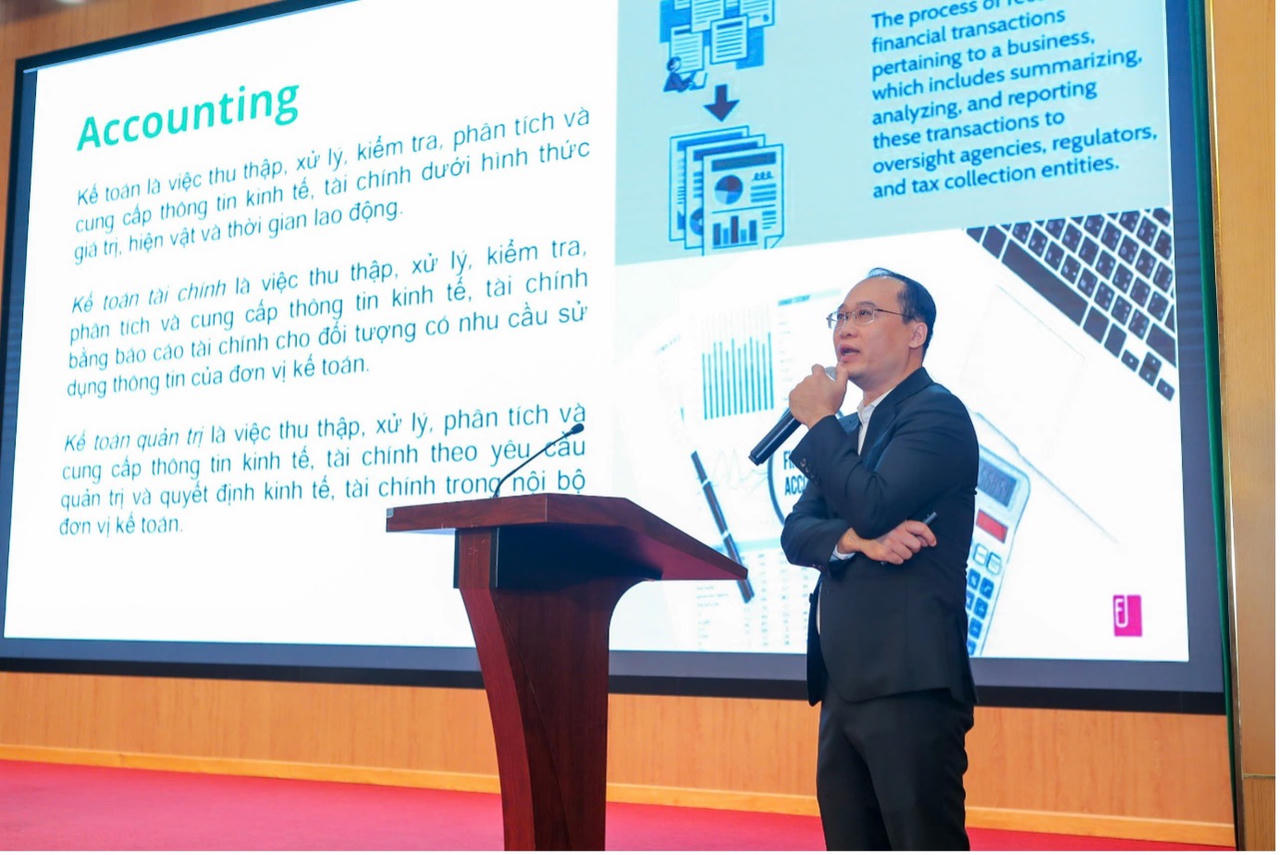 'Kế toán - Kiểm toán: Góc nhìn thực tiễn': Bước đệm cho sinh viên vững bước nghề nghiệp