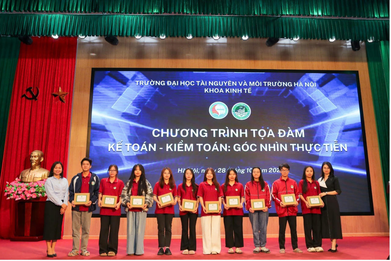 'Kế toán - Kiểm toán: Góc nhìn thực tiễn': Bước đệm cho sinh viên vững bước nghề nghiệp