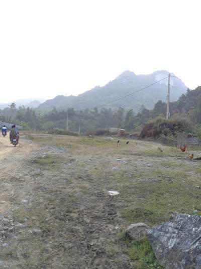 Tỉnh nghèo “quăng tiền” vào dự án… “đắp chiếu“