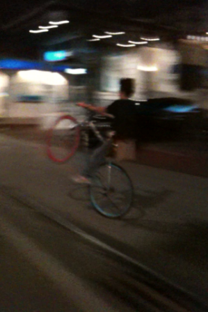 Hà Nội : Quái xế xe đạp lộng hành