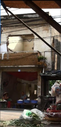 Kinh doanh cùng “tử thần” trong những ngôi nhà sắp sập