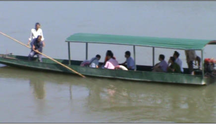 Phá nát sông Lô, Cty CP XD&VT Tuyên Quang bị “sờ gáy“