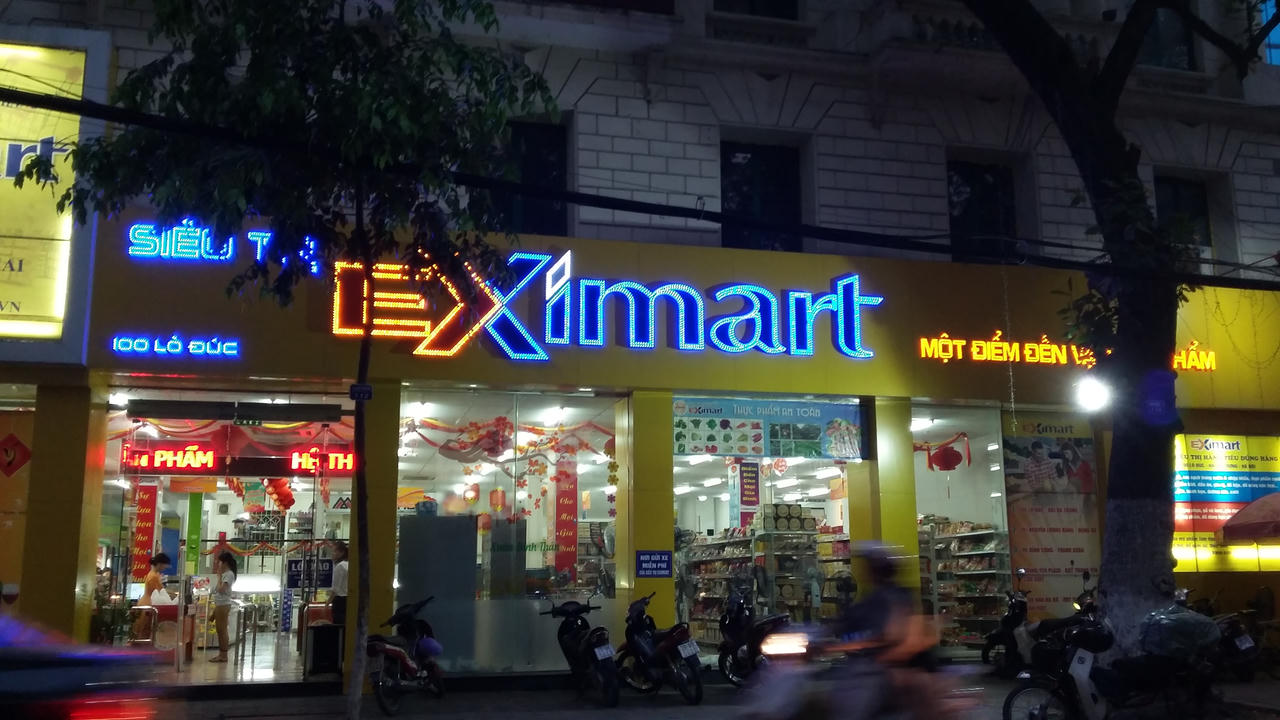 Bị kêu gọi tẩy chay ở Mỹ, Johnson&Johnson vẫn tung hoành thị trường Việt Nam