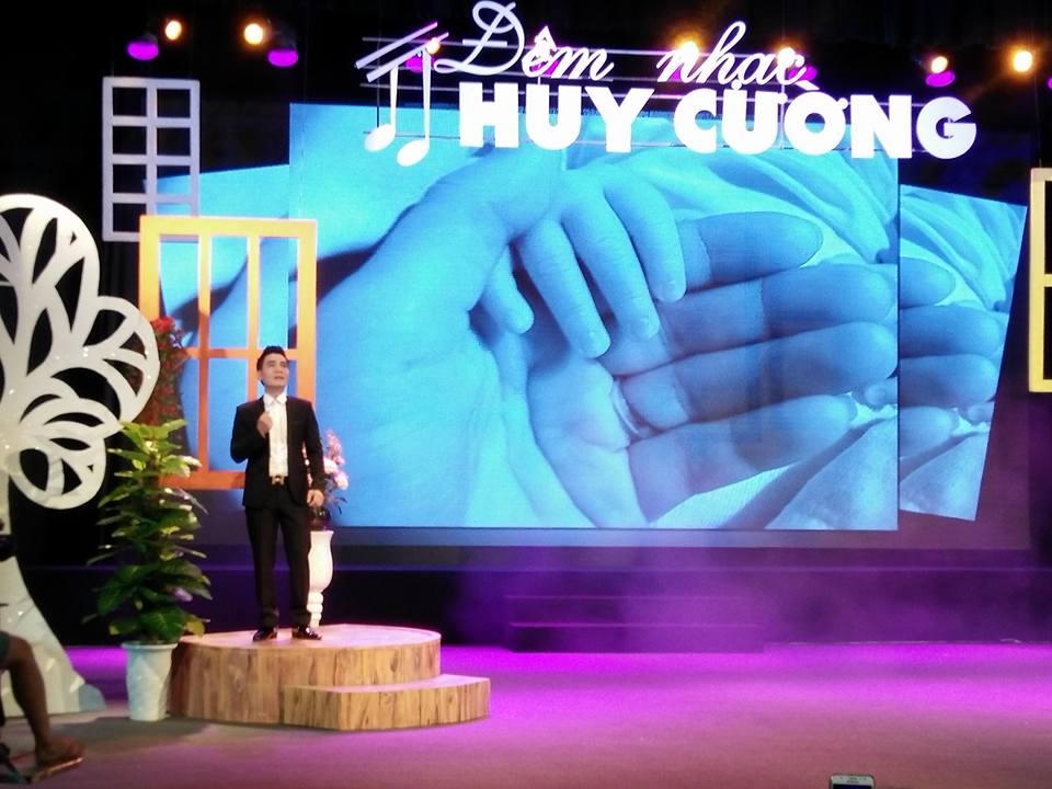 Ca sỹ Huy Cường-“Thành phố mưa bay” tưới mát những tâm hồn yêu nhạc