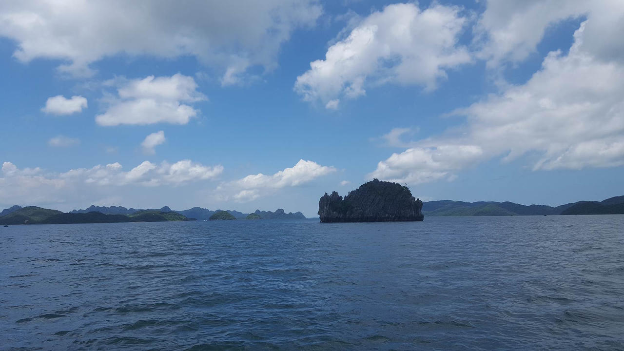 Đảo Minh Châu – Vẻ đẹp hoang sơ “níu chân” du khách