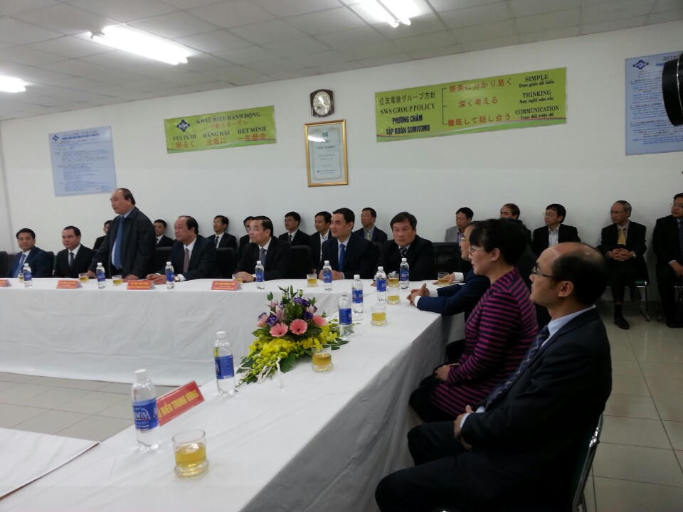 Thủ tướng thăm, làm việc tại KCN Đồng Văn II, Hà Nam