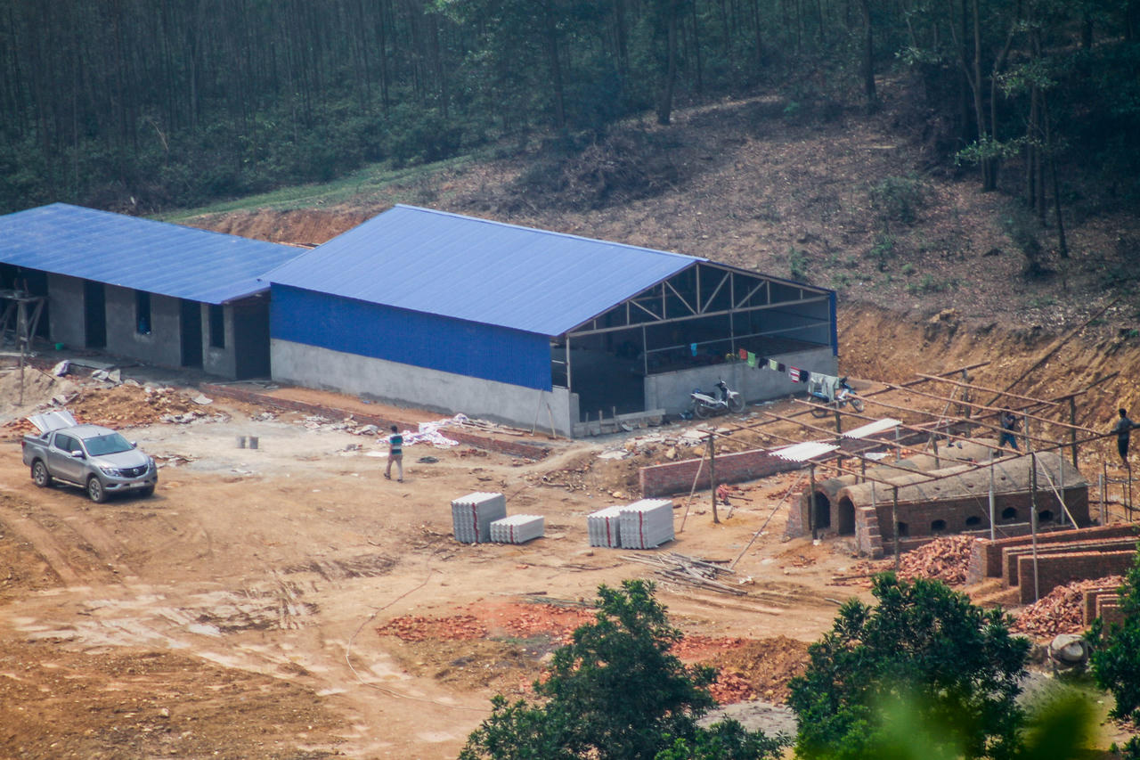 Cận cảnh công trường “xẻ thịt” rừng phòng hộ tại Xã Ngọc Thanh - TX Phúc Yên