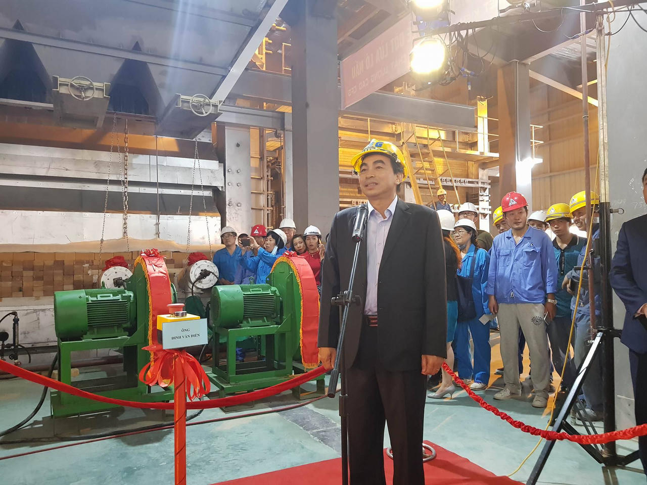  Ninh Bình : Tập đoàn Indevco tổ chức lễ đốt lửa lò nấu nhà máy kính tiết kiệm năng lượng chất lượng cao CFG 