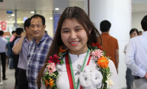  Hải Phòng thưởng lớn cho giáo viên, học sinh giành huy chương vàng Olympic Sinh học quốc tế năm 2018