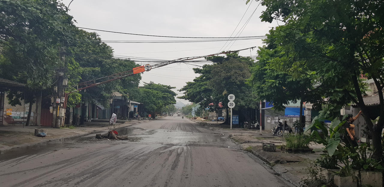 Lãnh đạo UBND TX. Đông Triều “thờ ơ, vô cảm” trước hậu hoạ tiềm ẩn từ hệ thống barie “không giống ai“?