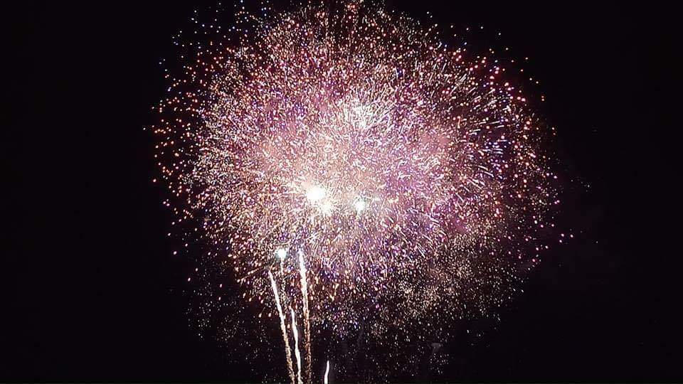 Mãn nhãn màn bắn pháo hoa chào mừng 190 năm thành lập huyện Tiền Hải