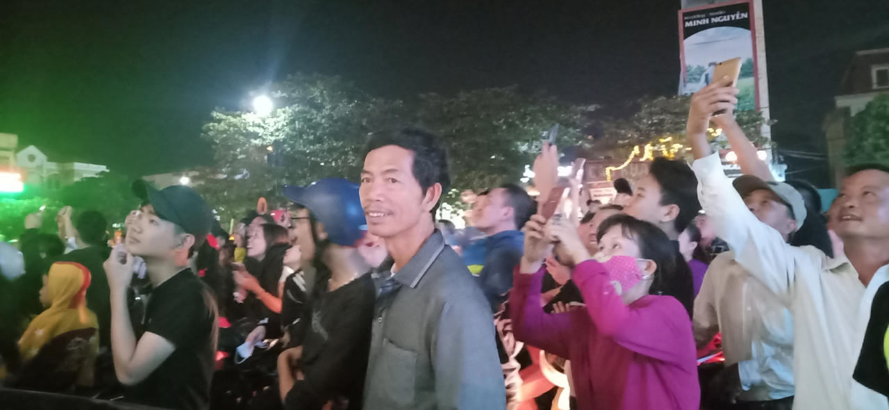 Mãn nhãn màn bắn pháo hoa chào mừng 190 năm thành lập huyện Tiền Hải