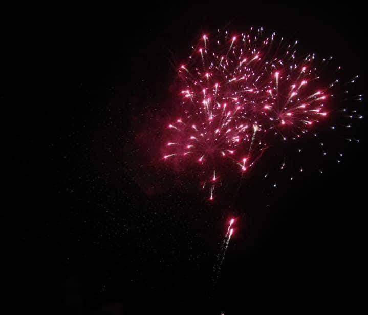 Mãn nhãn màn bắn pháo hoa chào mừng 190 năm thành lập huyện Tiền Hải