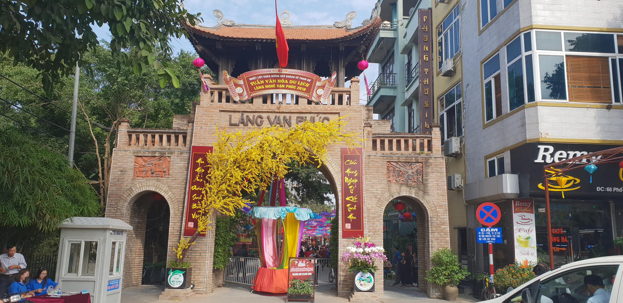 Mãn nhãn với làng lụa Vạn Phúc trong tuần lễ 'Sắc lụa ngàn năm'