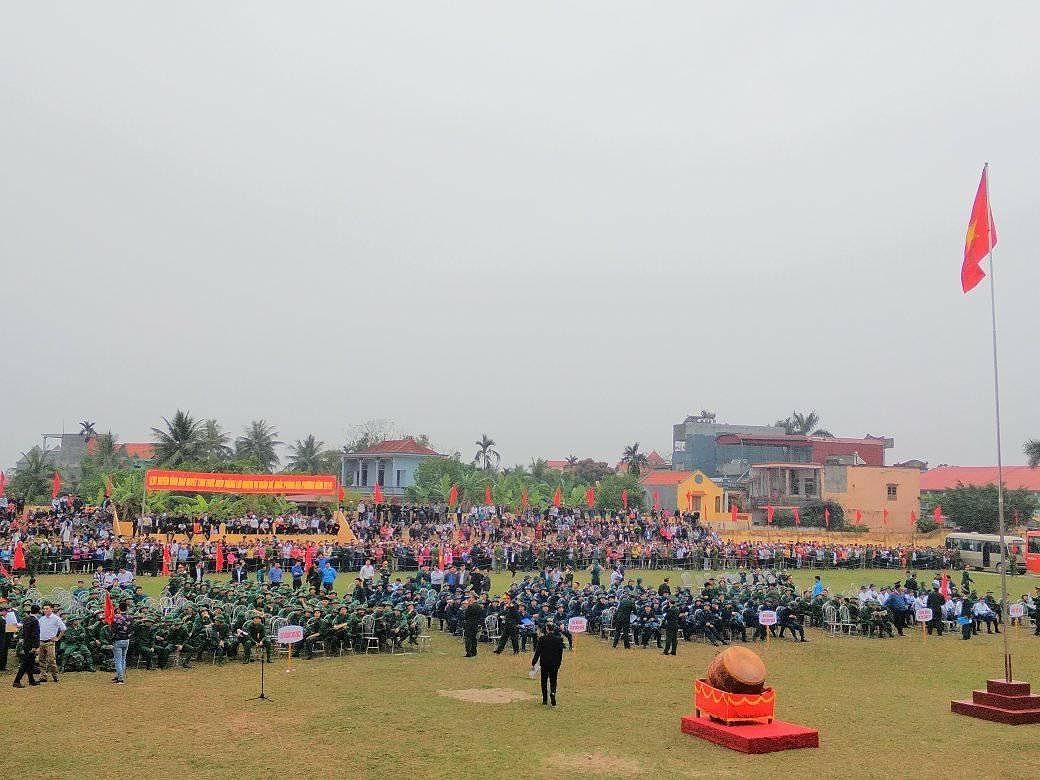 Hơn 500 công dân Quảng Ninh, Hải Phòng viết đơn tình nguyện nhập ngũ