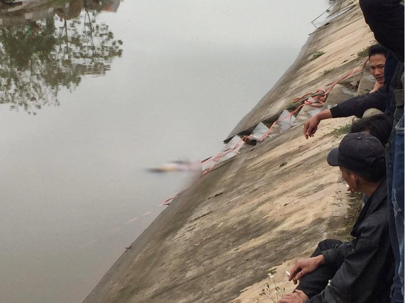 Phát hiện thi thể người phụ nữ nổi trên sông Đào