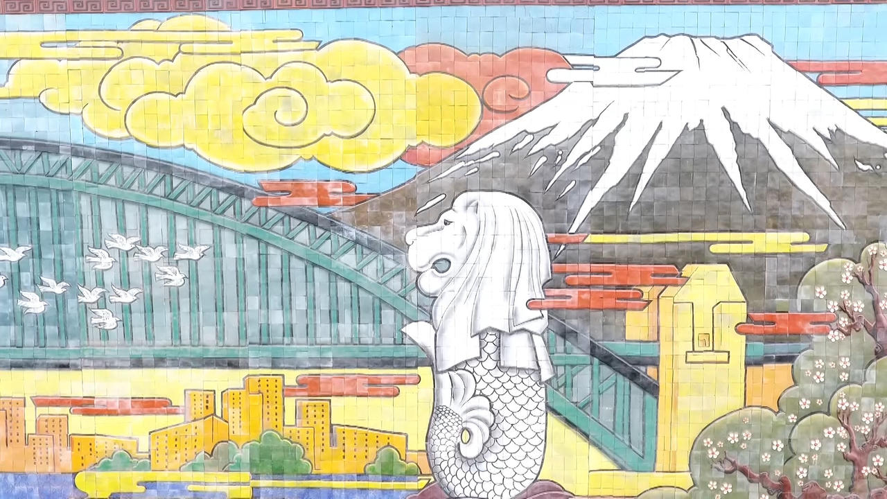 Mãn nhãn với bức phù điêu gốm gần 300m tại Bãi Cháy